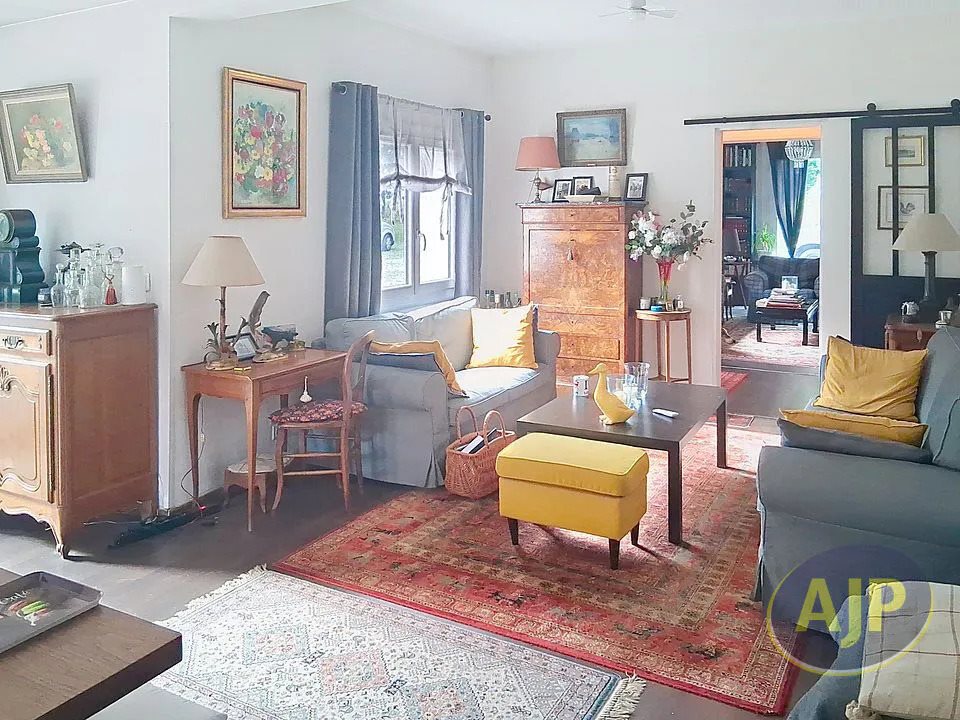 Maison à vendre, 181m², Saint-Germain-d'Esteuil