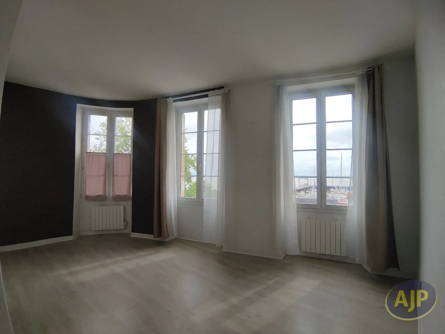 Appartement à louer, 45m², Pauillac