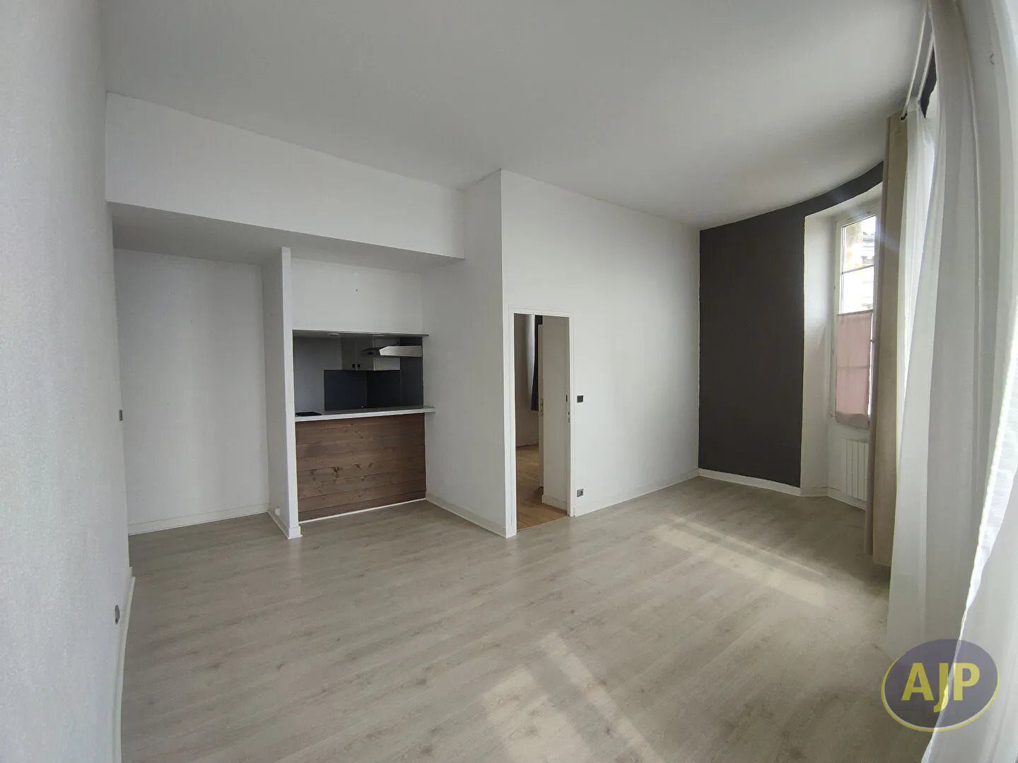 Appartement à louer, 45m², Pauillac