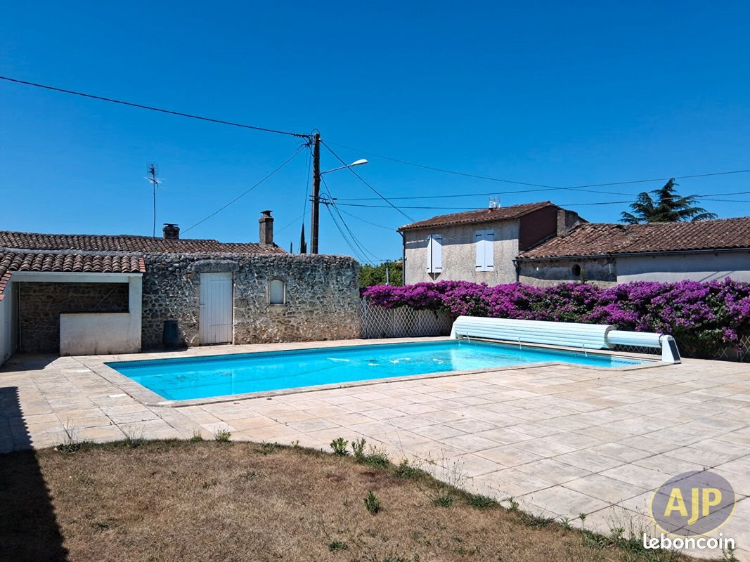 Maison à vendre, 280m², Saint-Estèphe