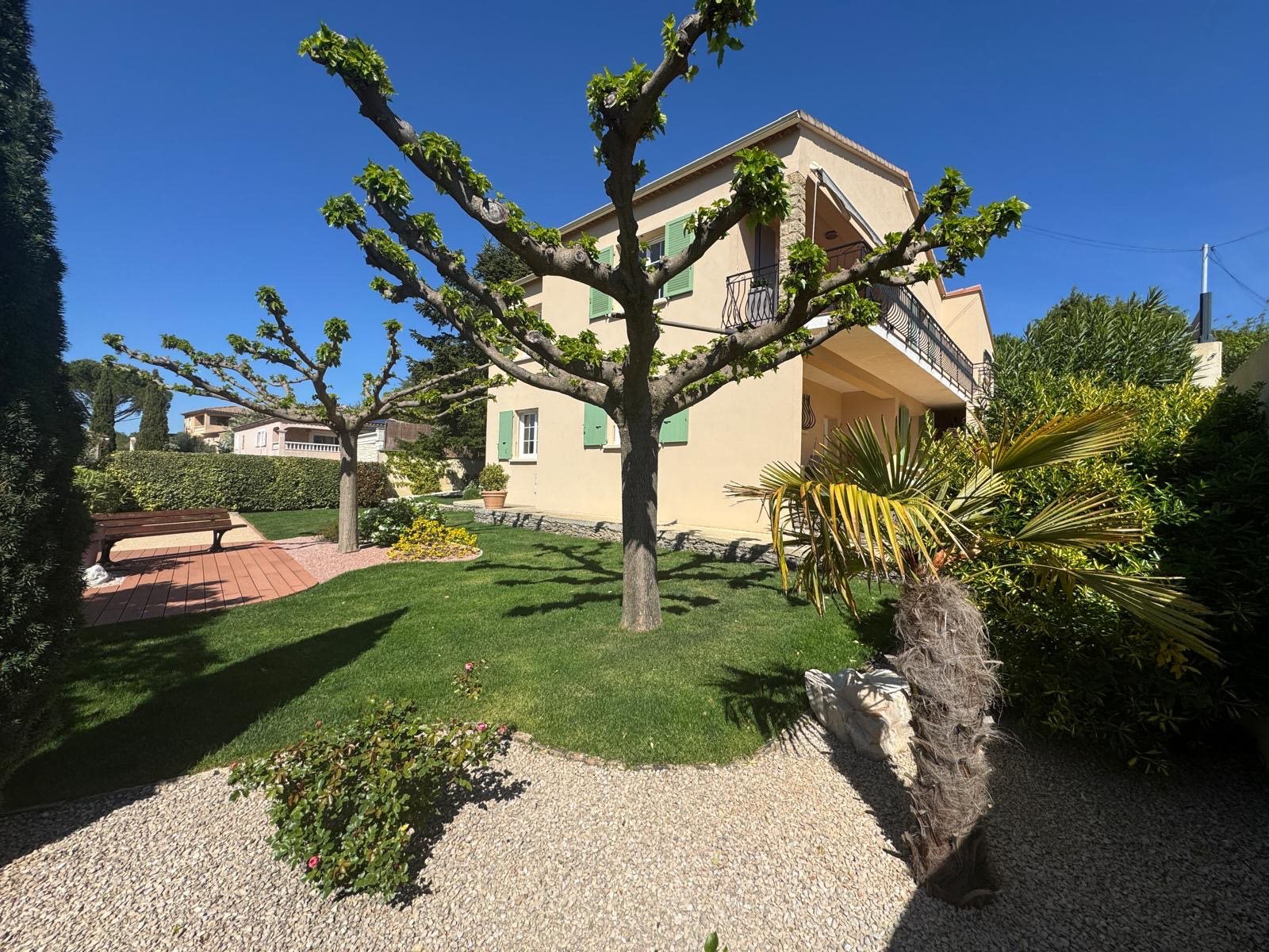 Maison à vendre, 182m², Bagnols-sur-Cèze