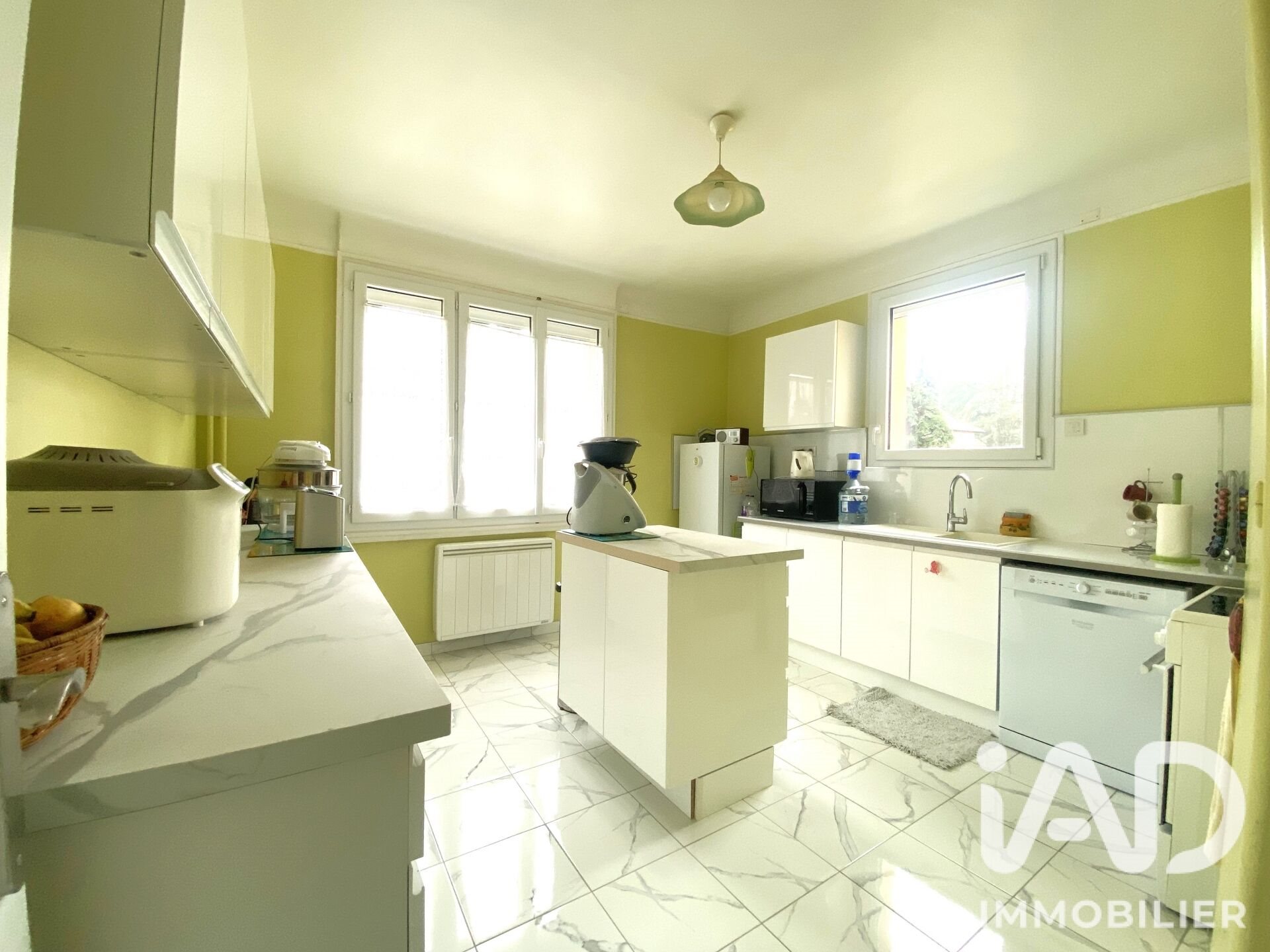 Maison à vendre, 114m², Poigny-la-Forêt