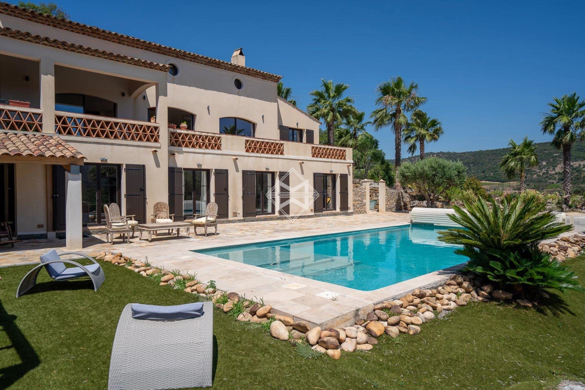 Maison à vendre, 247m², Le Plan-de-la-Tour