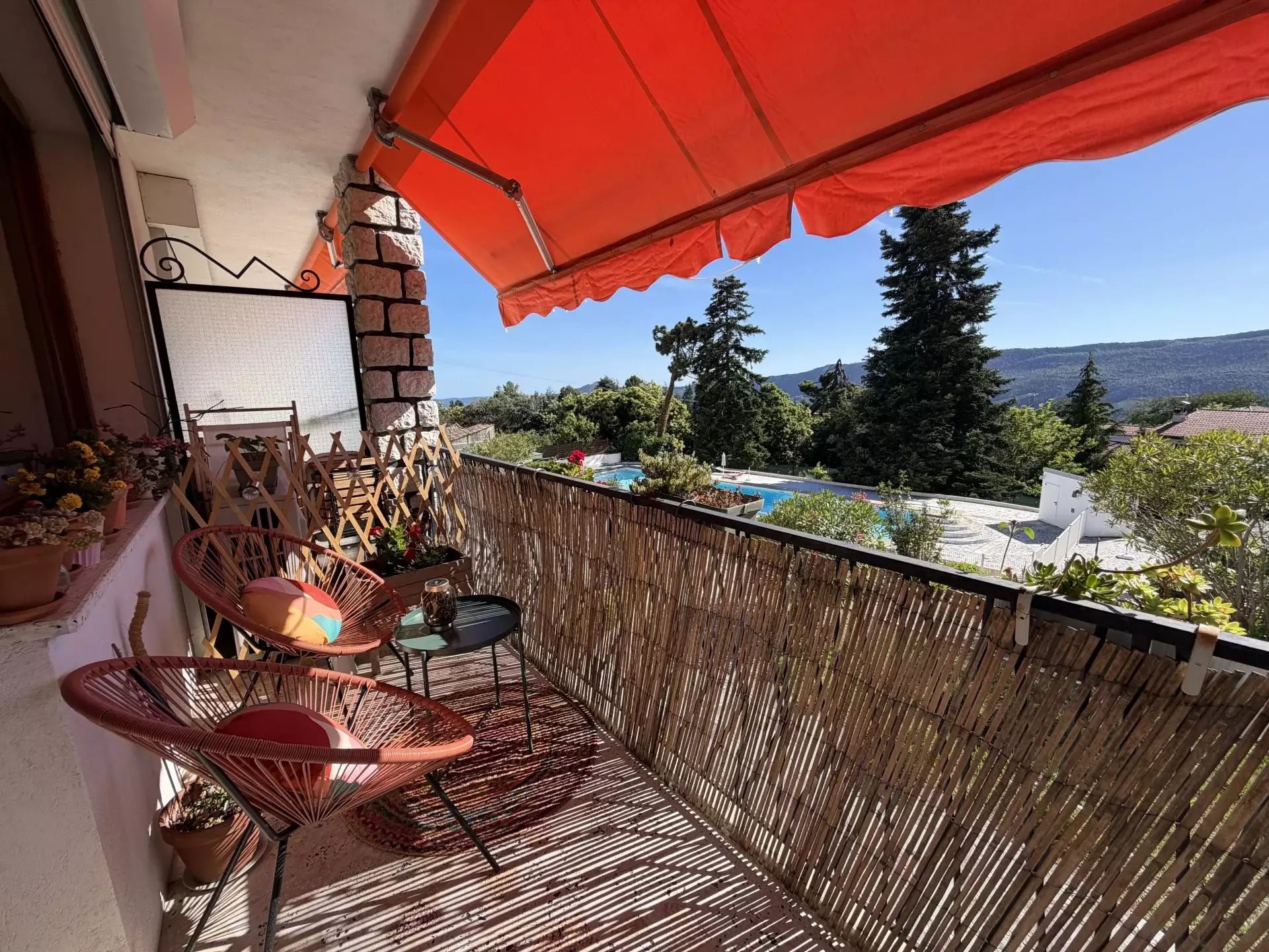 Appartement à vendre, 92m², Berre-les-Alpes