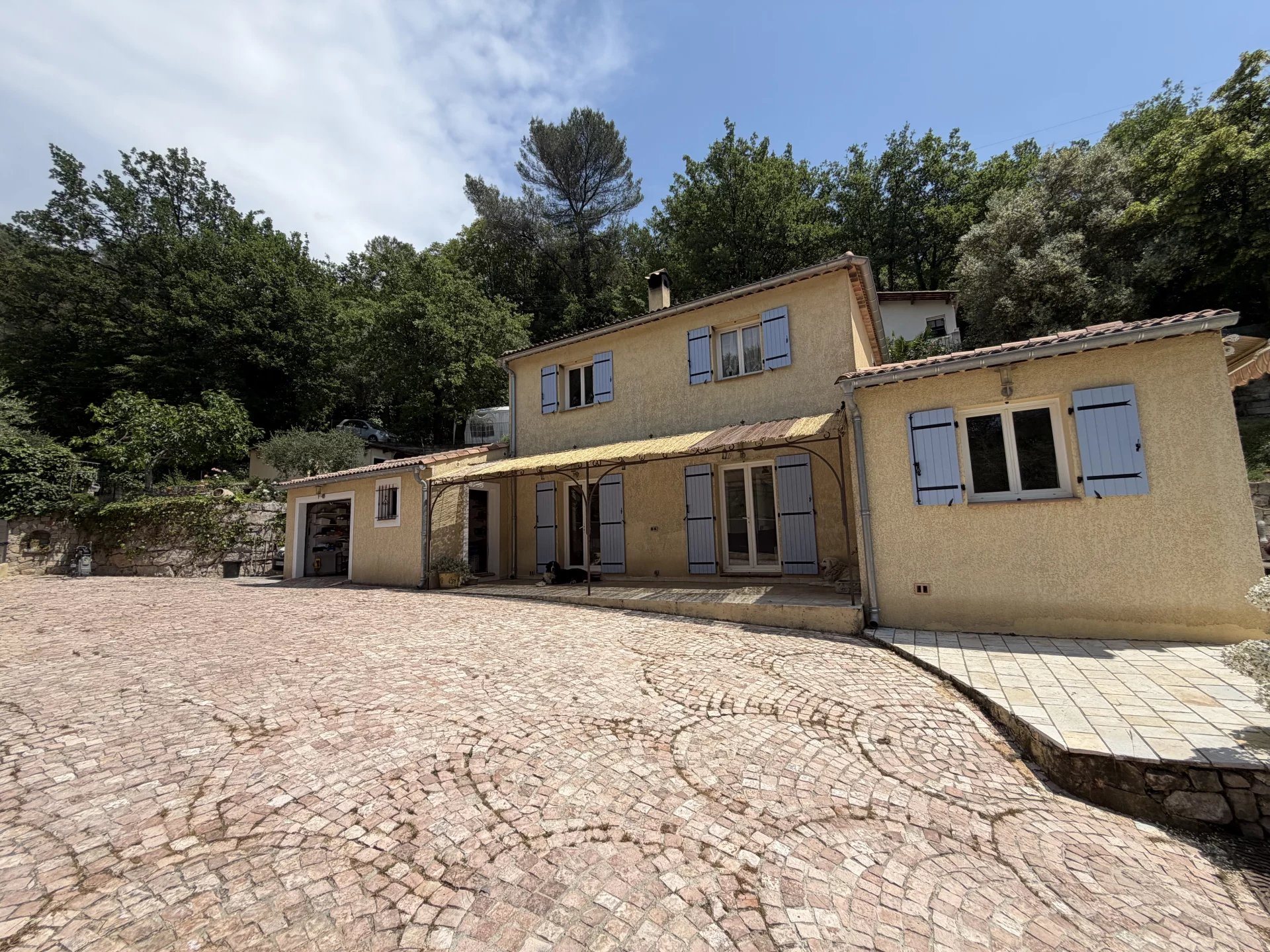 Maison à vendre, 102m², Peille