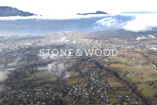 Terrain 1163 m² · à Pugny-Chatenod · 590 000 €