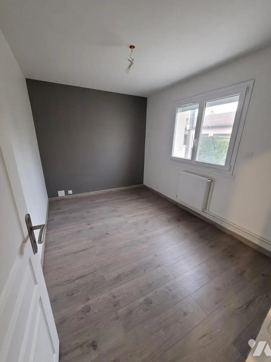 Maison à louer, 3m², Elbeuf