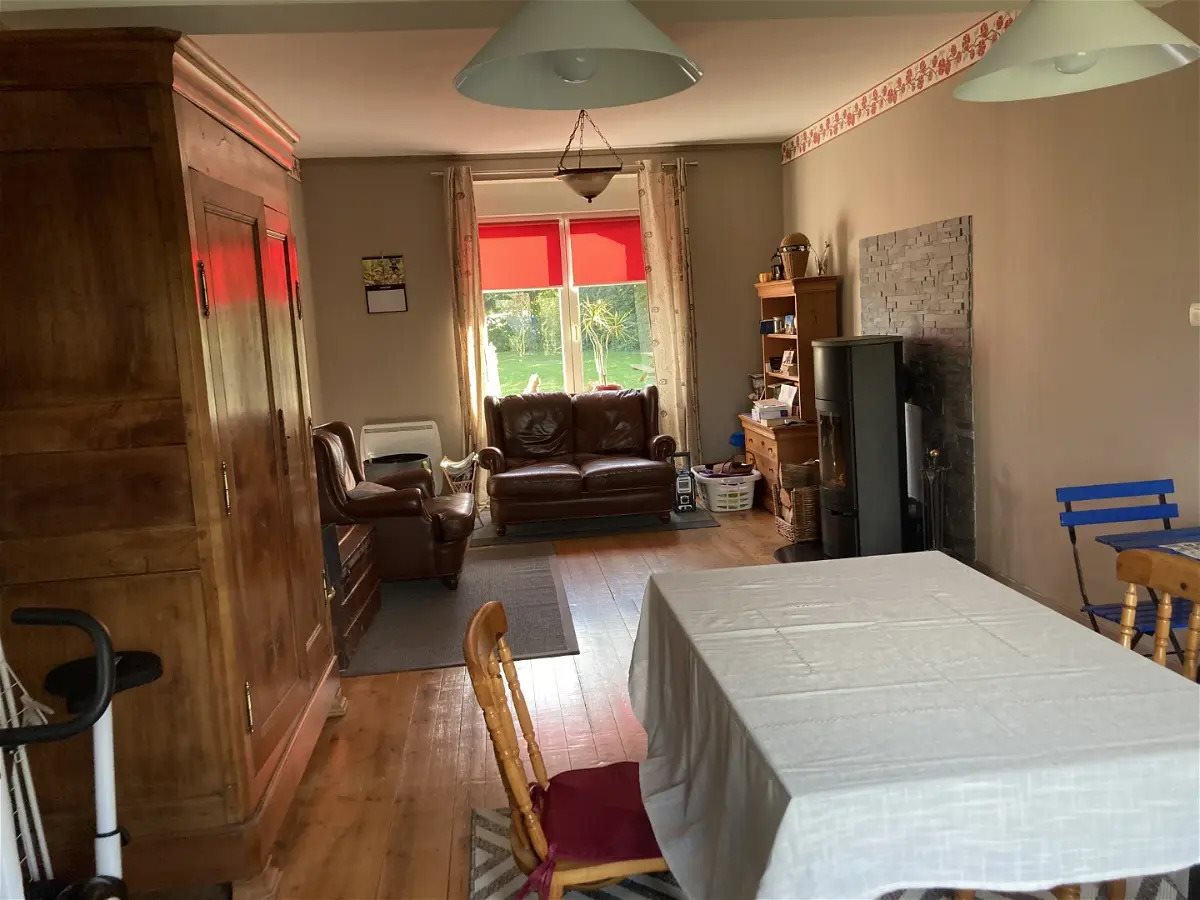 Maison à louer, 109m², Lanrodec