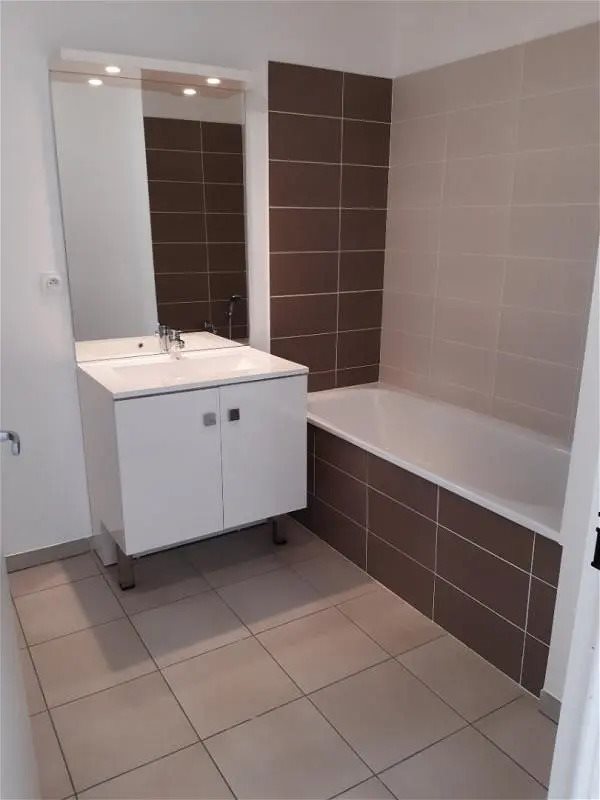 Appartement à louer, 43m², Vienne