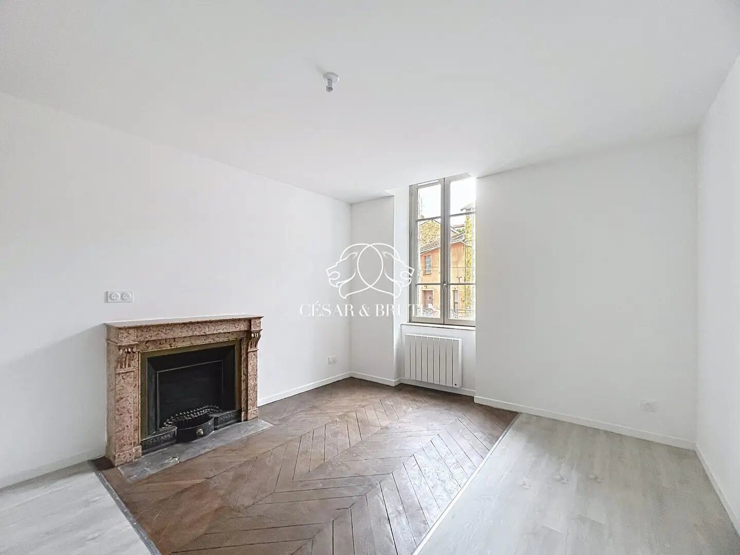Appartement à vendre, 30m², Thizy