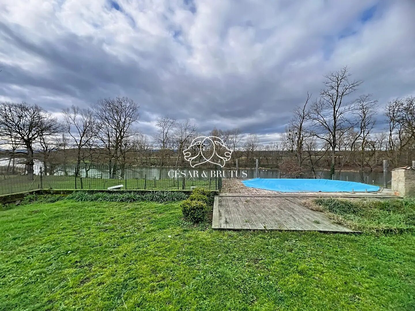 Maison à vendre, 175m², Pouilly-sous-Charlieu