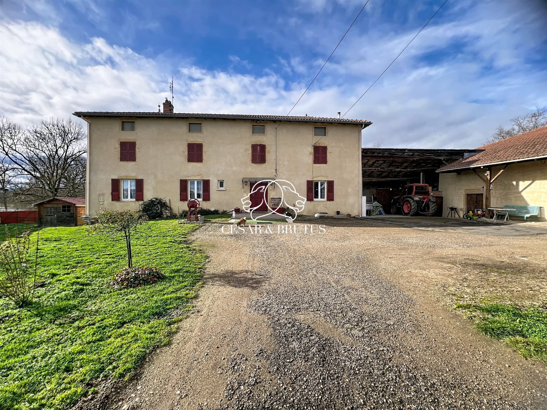 Maison à vendre, 175m², Pouilly-sous-Charlieu