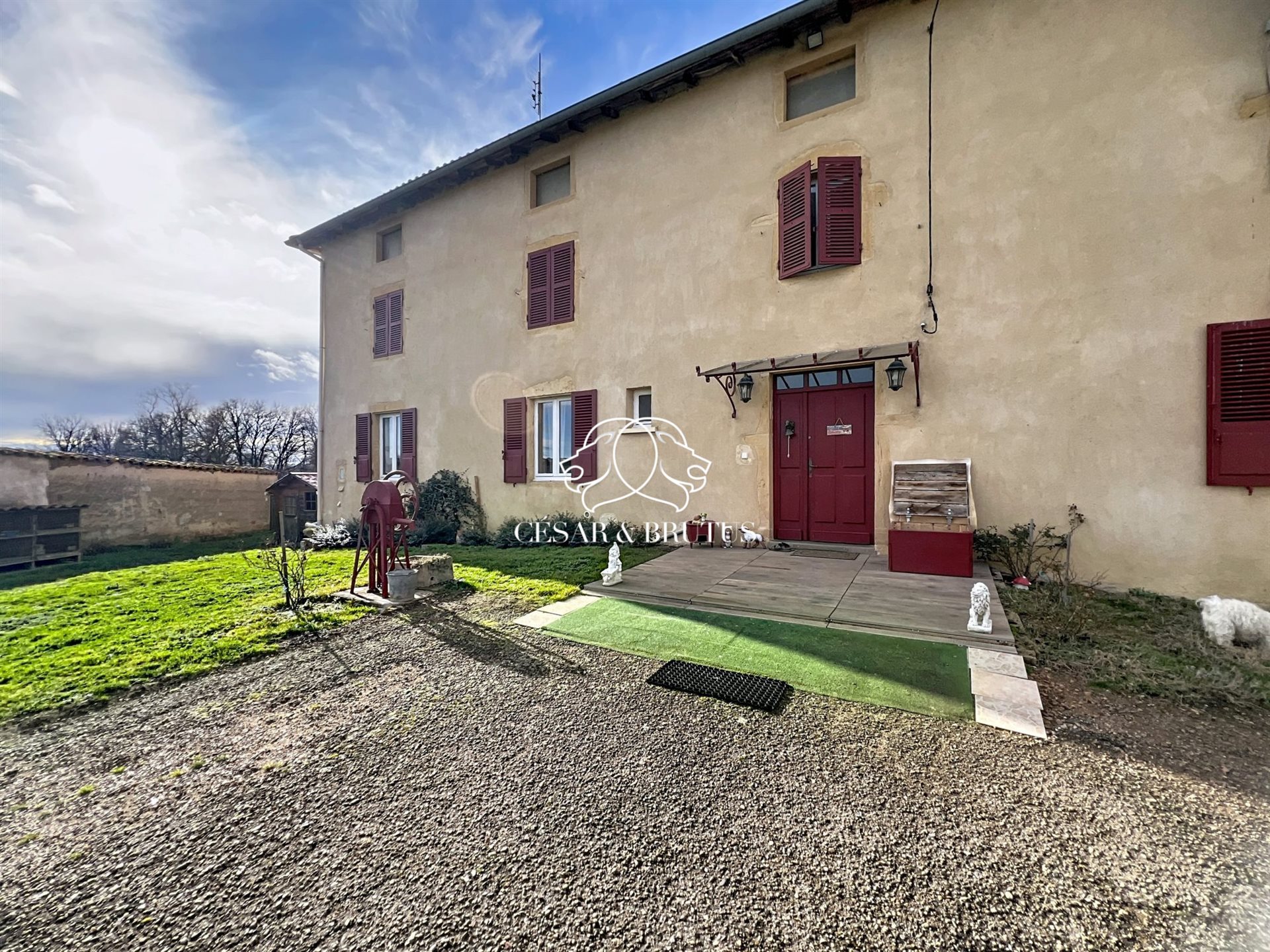 Maison à vendre, 175m², Pouilly-sous-Charlieu