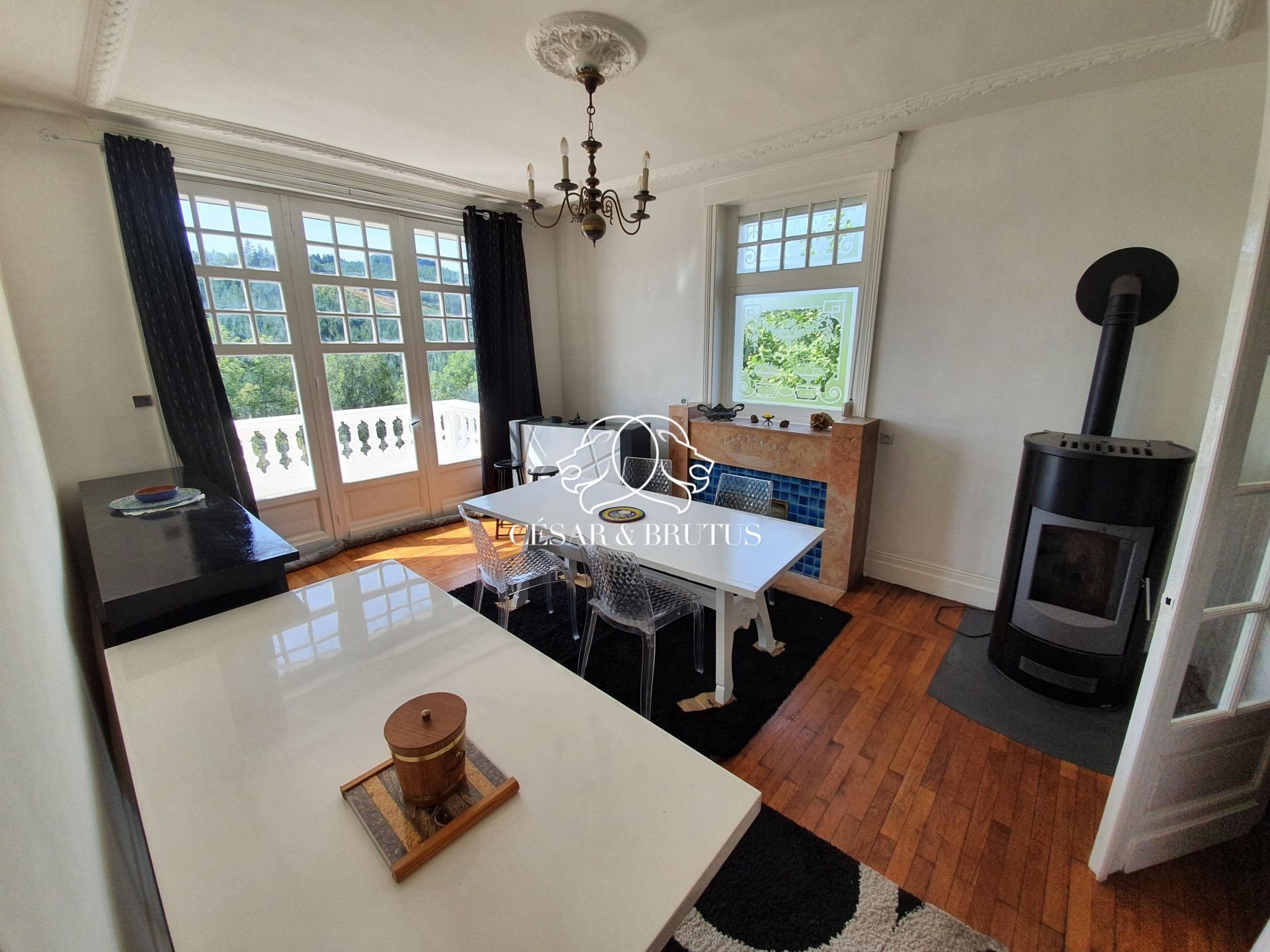 Maison à vendre, 200m², Saint-Vincent-de-Reins