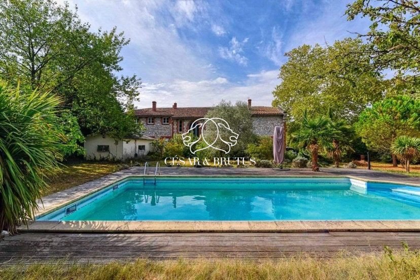 Maison à vendre, 435m², Lanta
