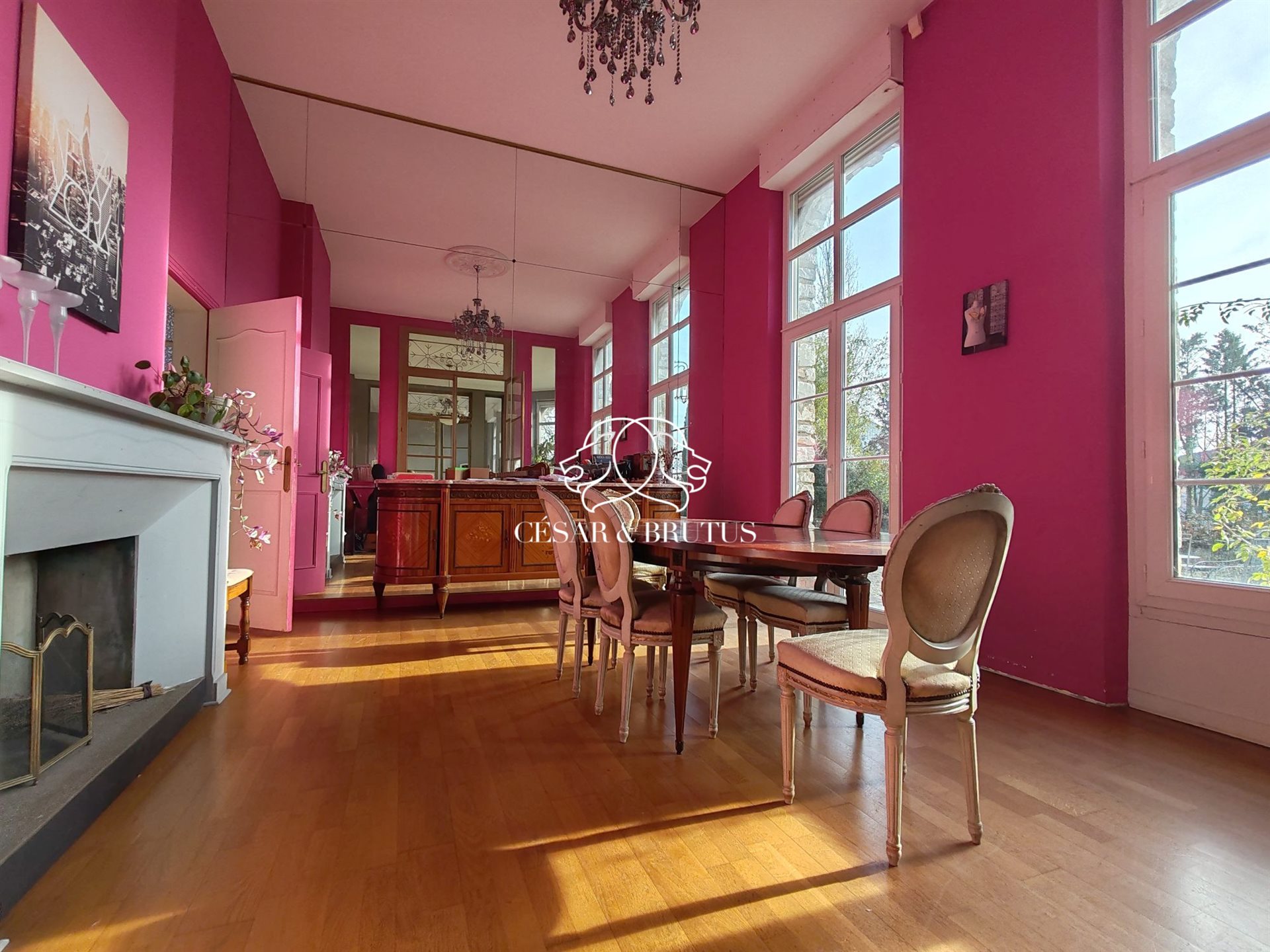 Maison à vendre, 435m², Lanta