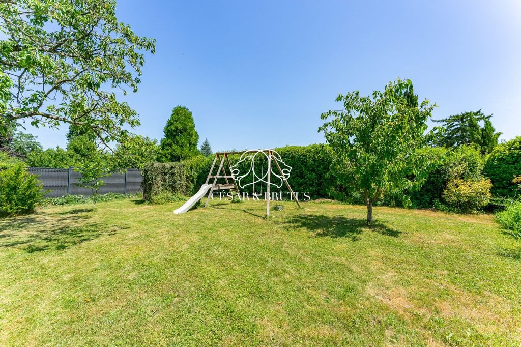 Maison à vendre, 180m², Lissieu
