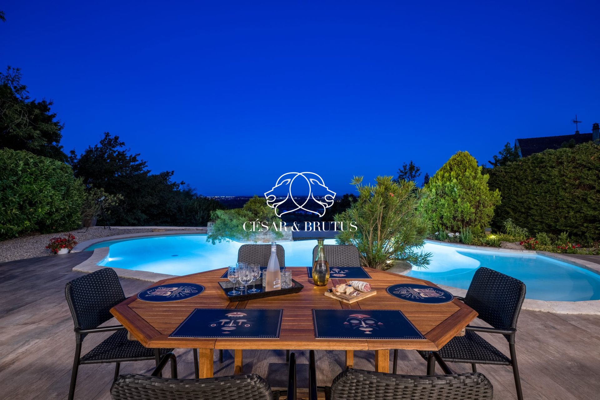 Maison à vendre, 156m², Neyron