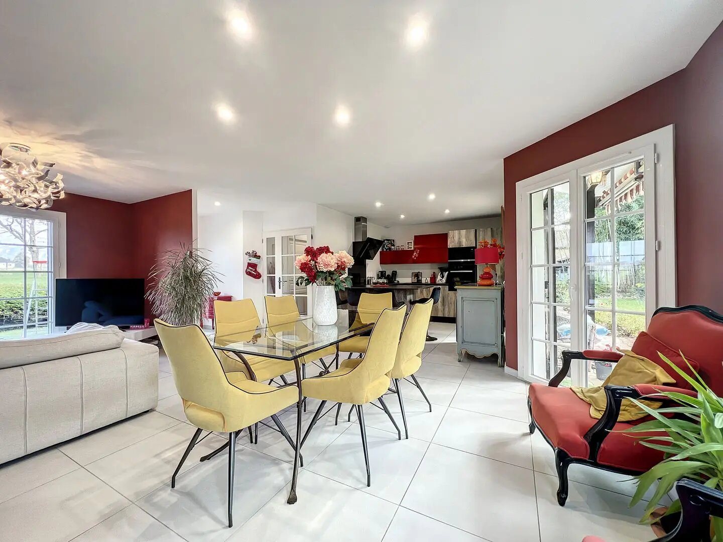 Maison à vendre, 140m², Domessin