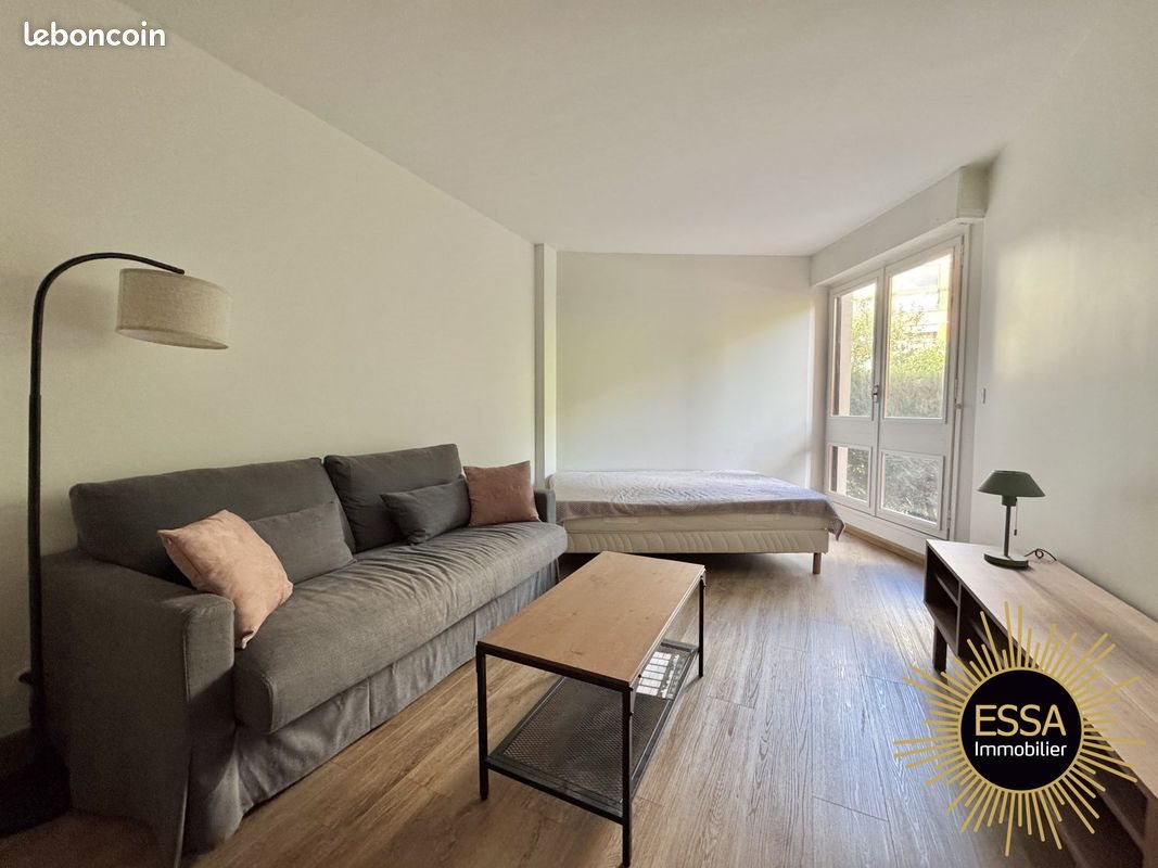 Appartement à vendre, 28m², Le Chesnay