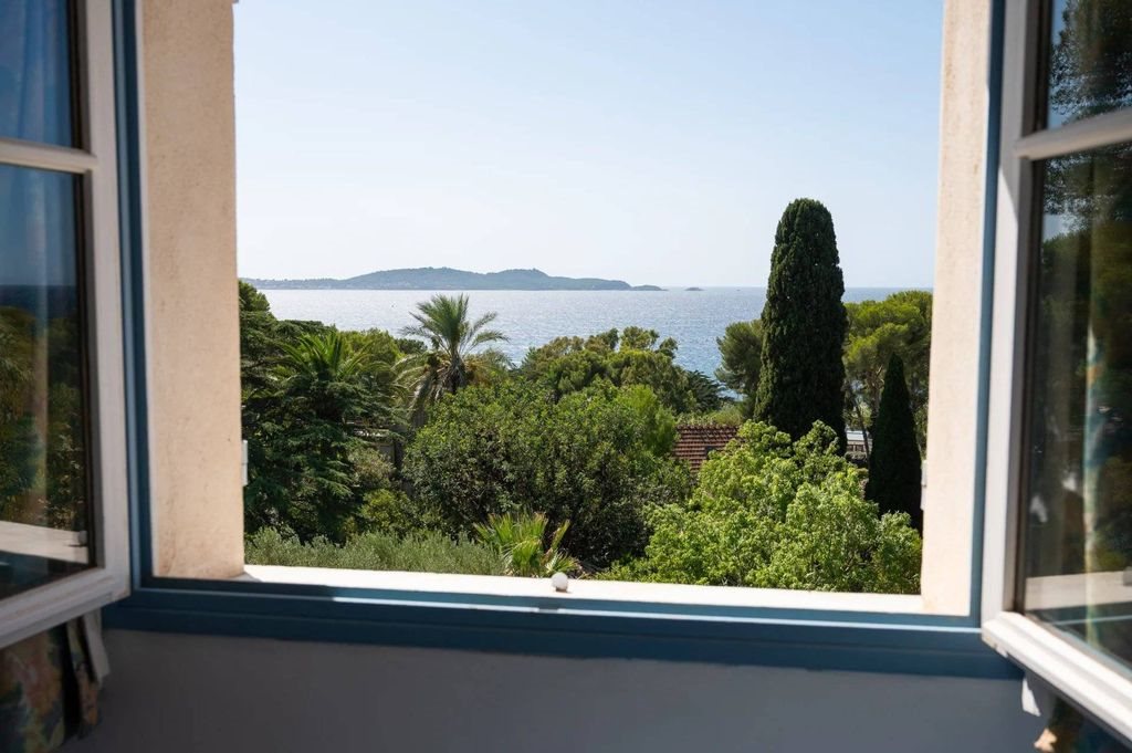 Maison à vendre, 383m², Carqueiranne