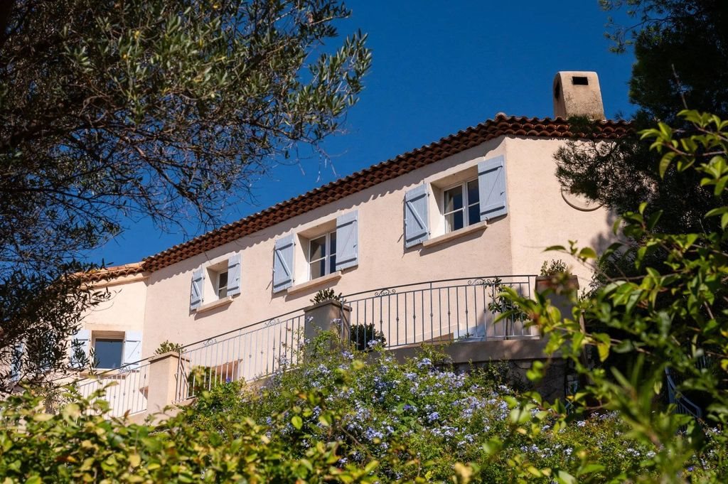 Maison à vendre, 383m², Carqueiranne