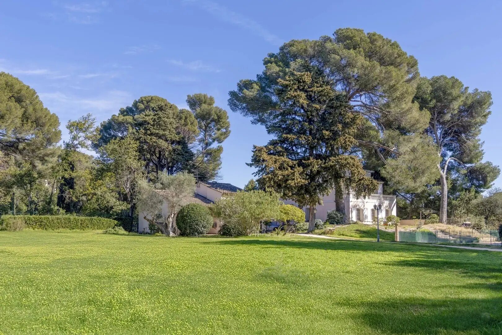 Maison à vendre, 600m², Le Pradet