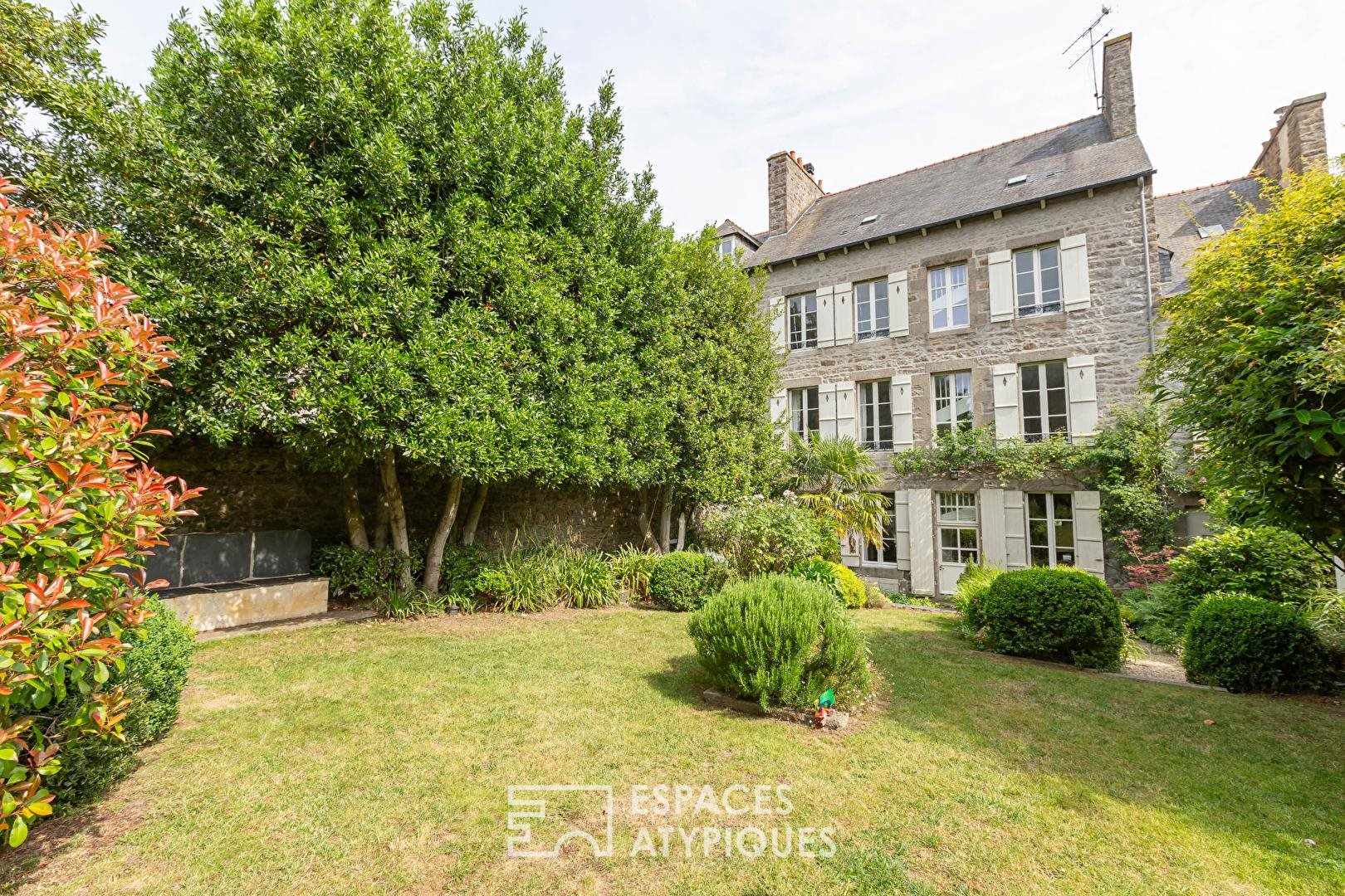 Maison à vendre, 342m², Saint-Brieuc