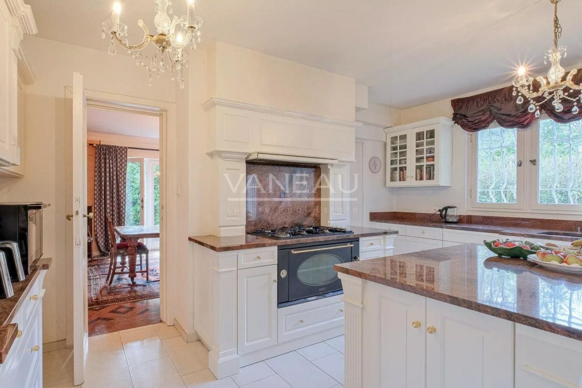 Maison à vendre, 421m², Le Plessis-Robinson
