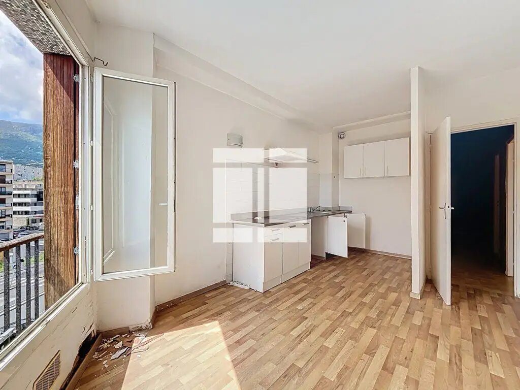 Appartement à vendre, 60m², San-Martino-di-Lota