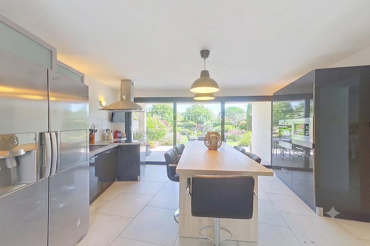 Maison à vendre, 190m², Lorgues