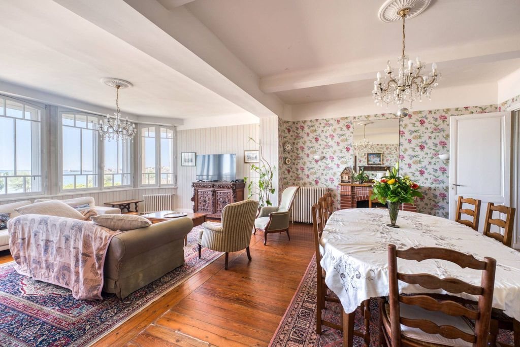 Maison à vendre, 286m², Saint-Sulpice-de-Royan
