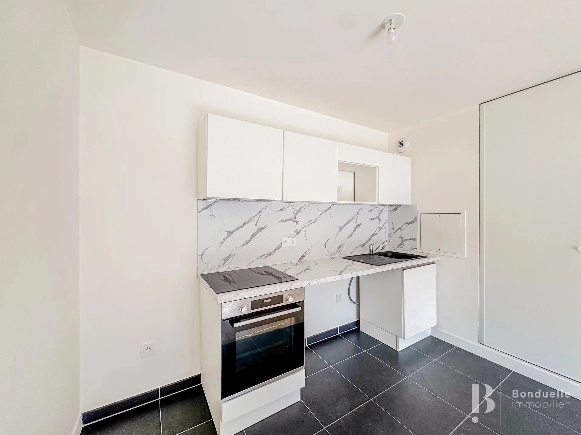 Appartement à louer, 40m², Clichy