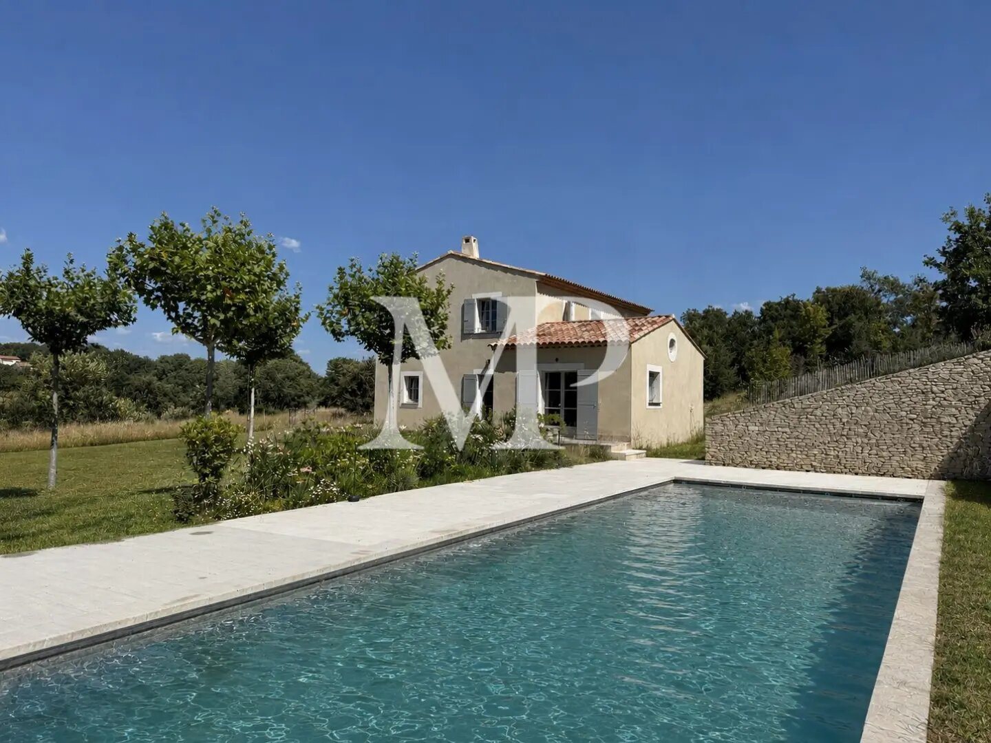 Maison à louer, 150m², Goult