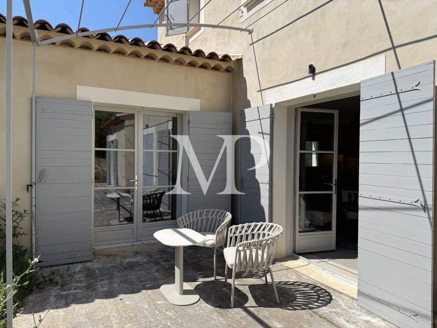 Maison à louer, 150m², Goult