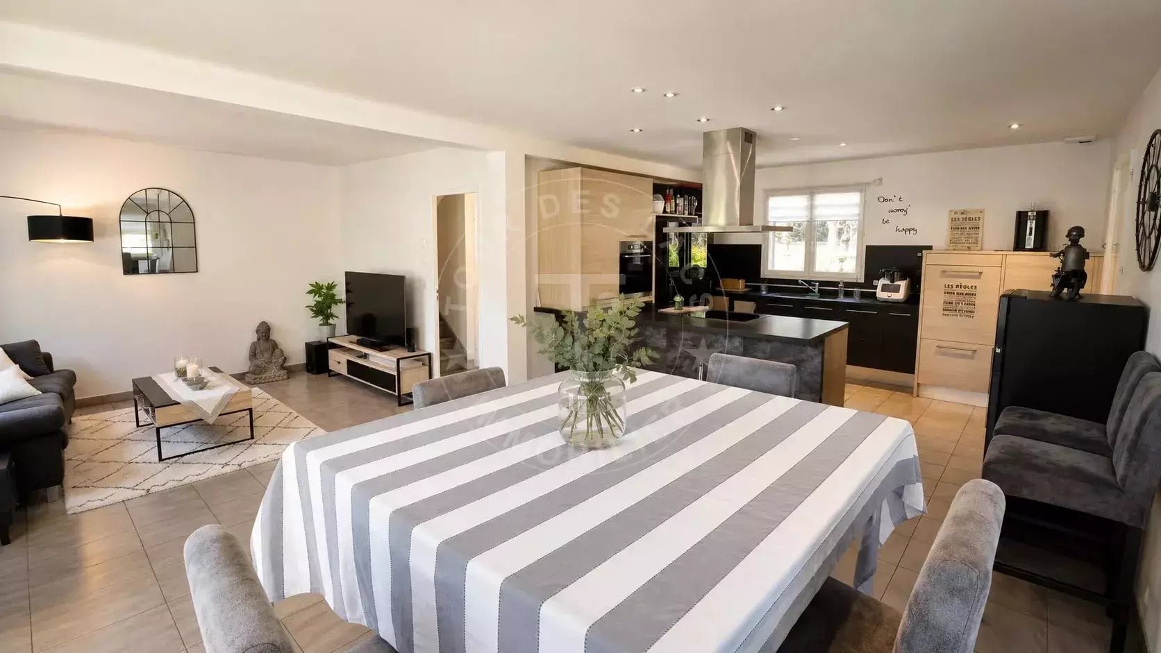 Maison à vendre, 115m², Quintal