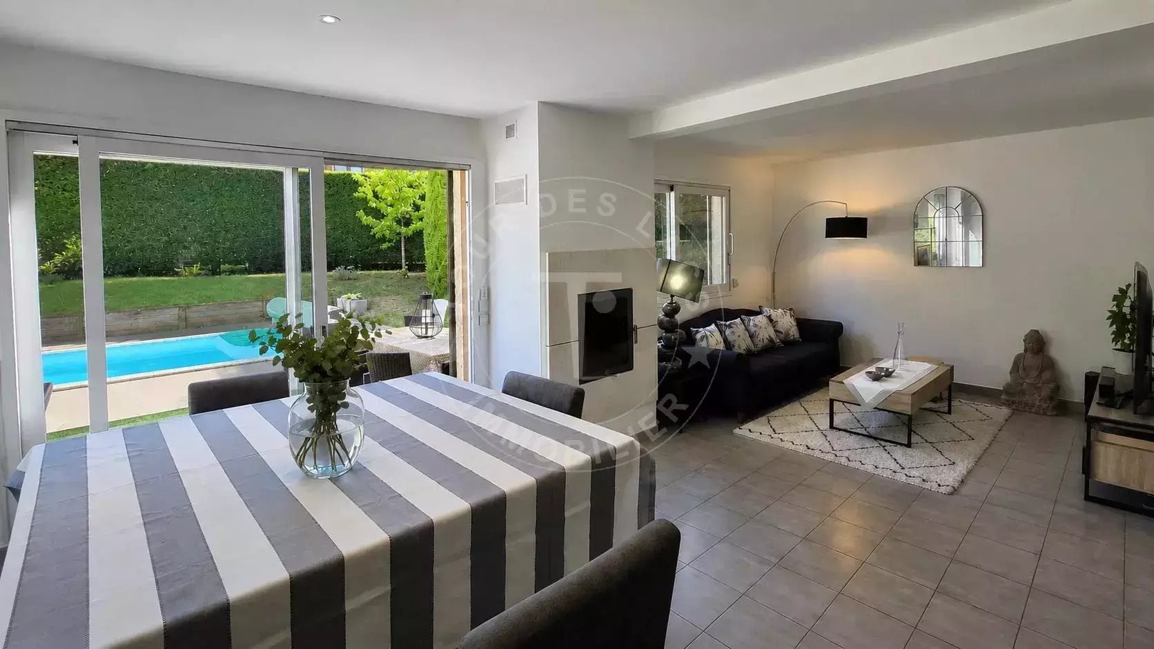 Maison à vendre, 115m², Quintal