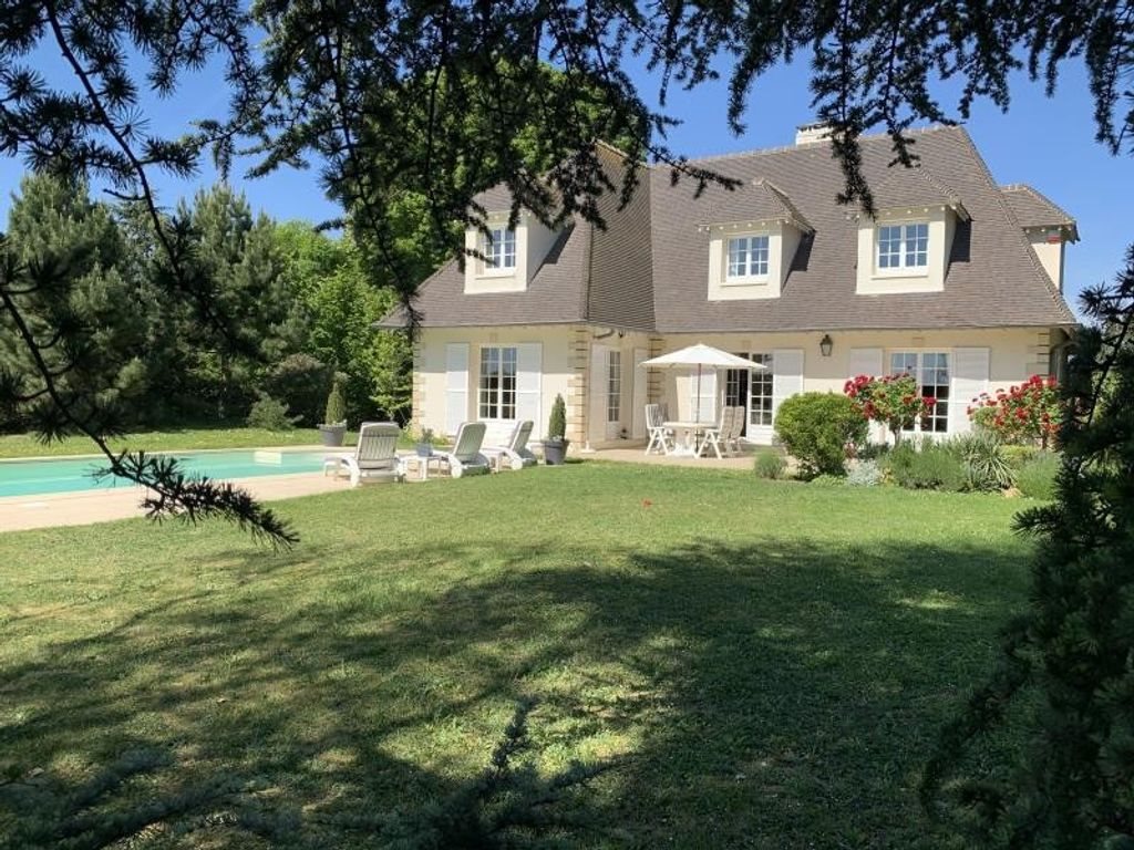 Maison à vendre, 215m², Saint-Nom-la-Bretèche