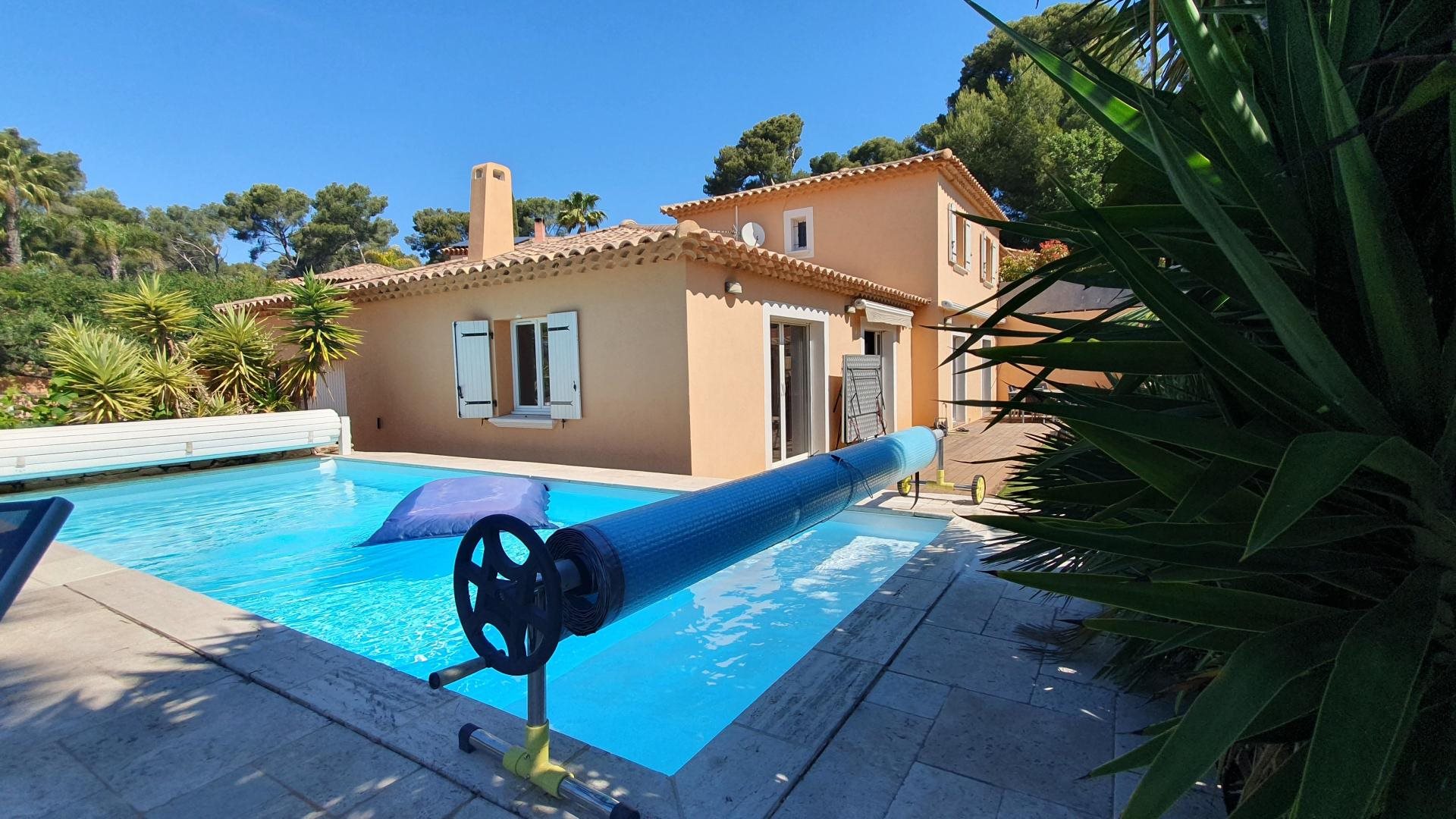 Maison à vendre, 130m², Carqueiranne