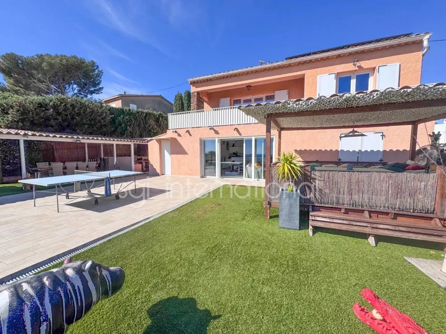 Maison à vendre, 173m², Roquebrune-sur-Argens