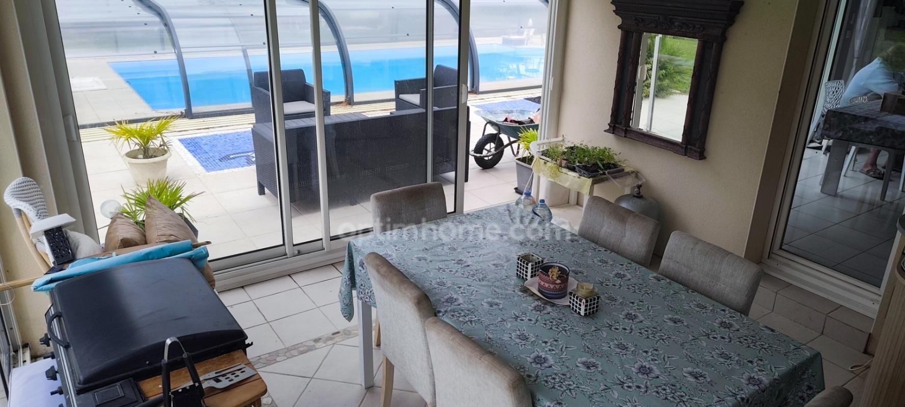 Maison à vendre, 167m², Jonzac