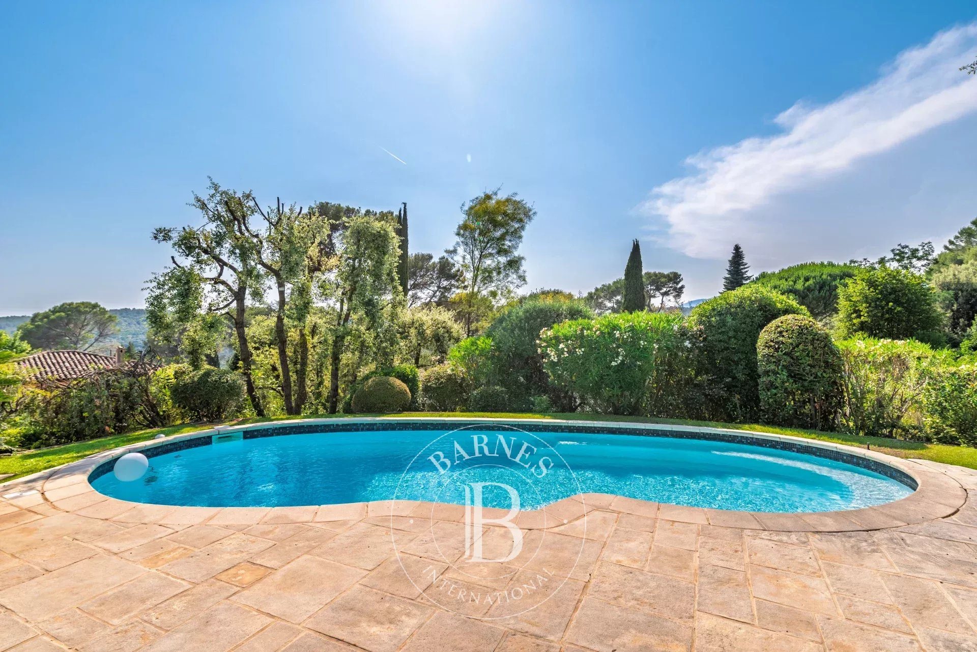 Maison à vendre, 350m², Valbonne