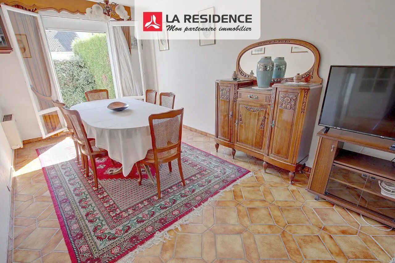Maison à vendre, 135m², Le Mesnil-Saint-Denis