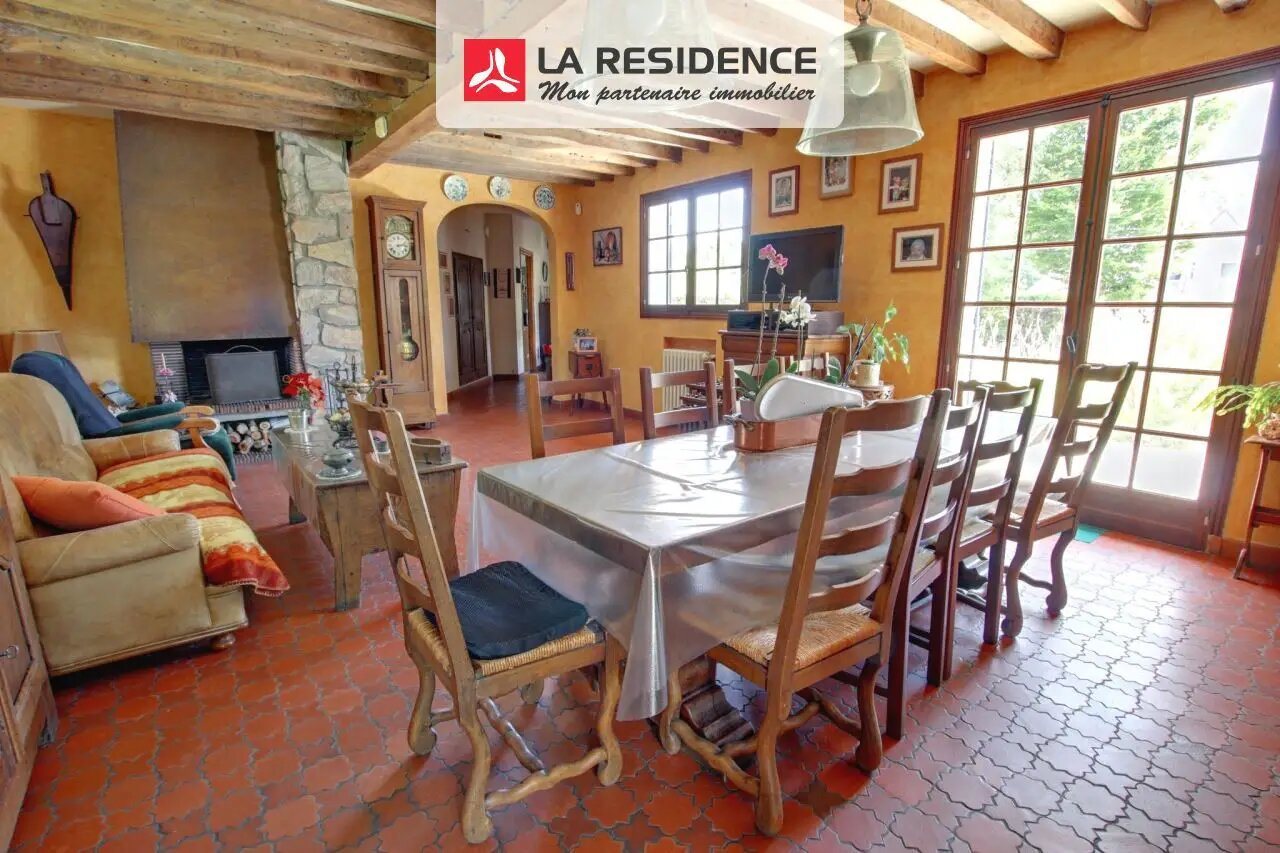 Maison à vendre, 150m², Le Mesnil-Saint-Denis