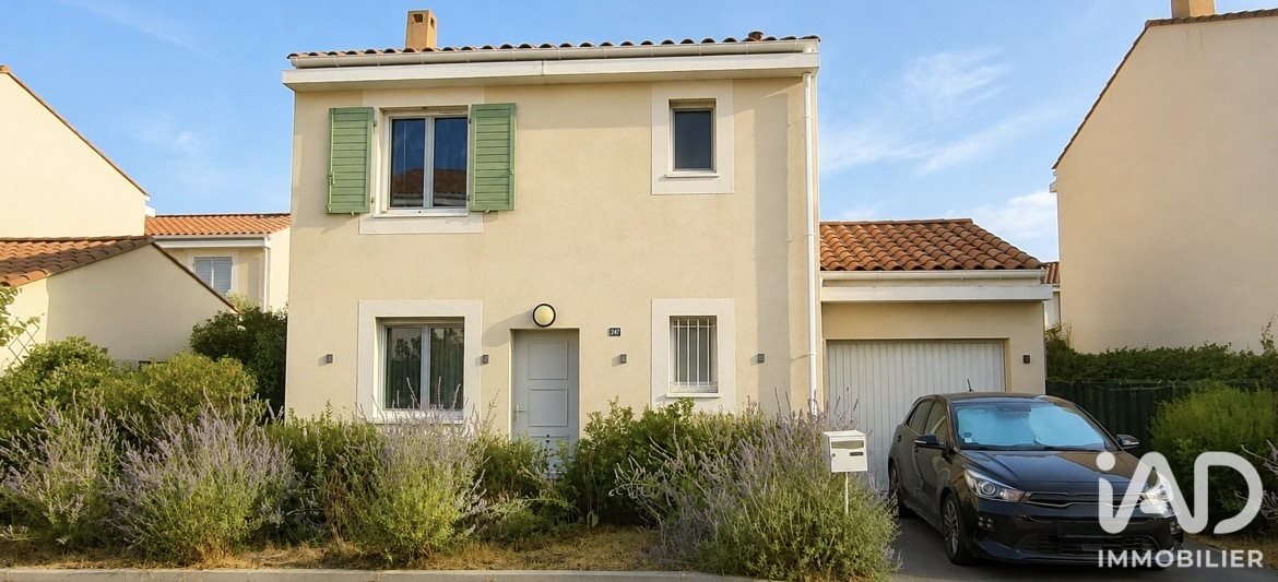 Maison à vendre, 92m², Grans