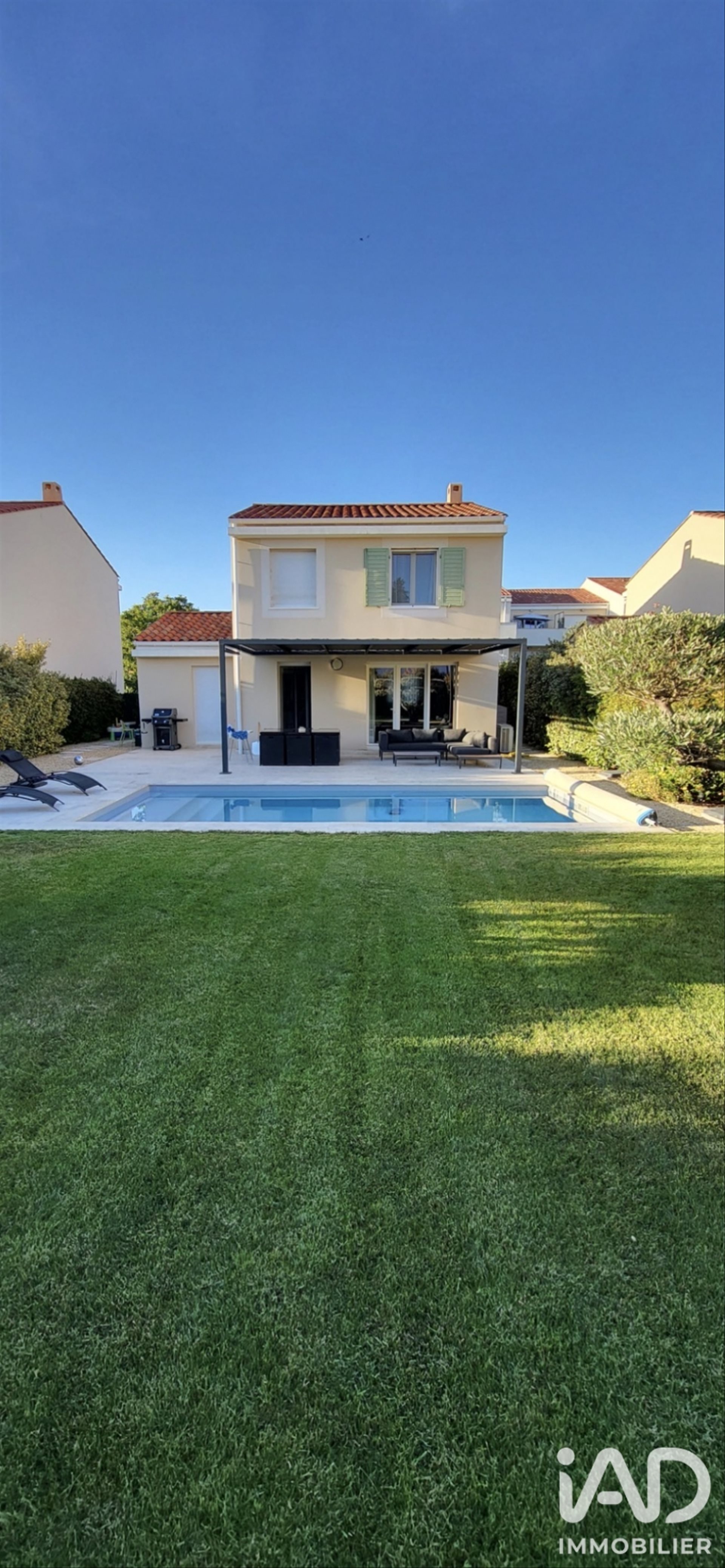 Maison à vendre, 92m², Grans