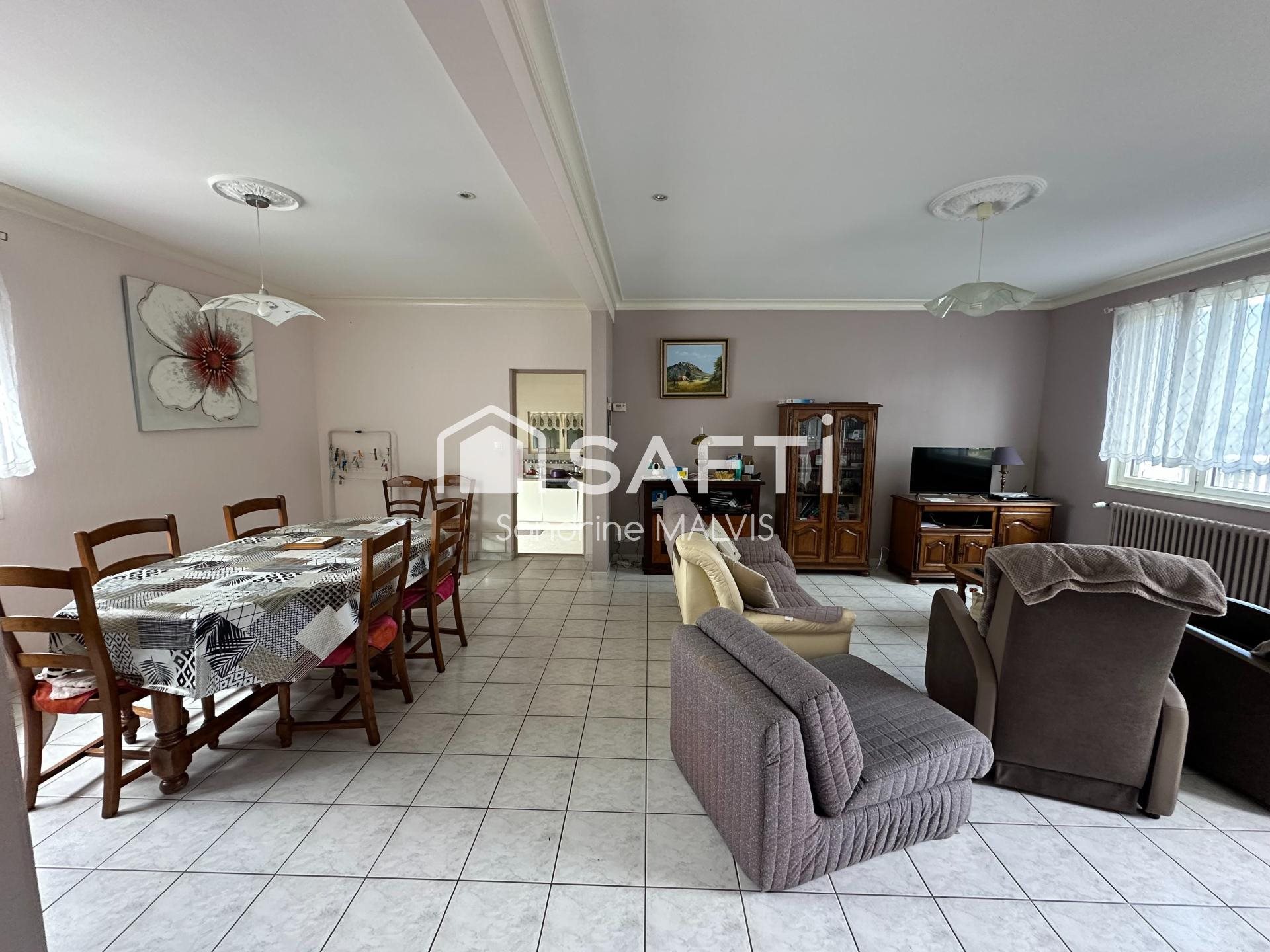 Maison à vendre, 128m², Bourbriac