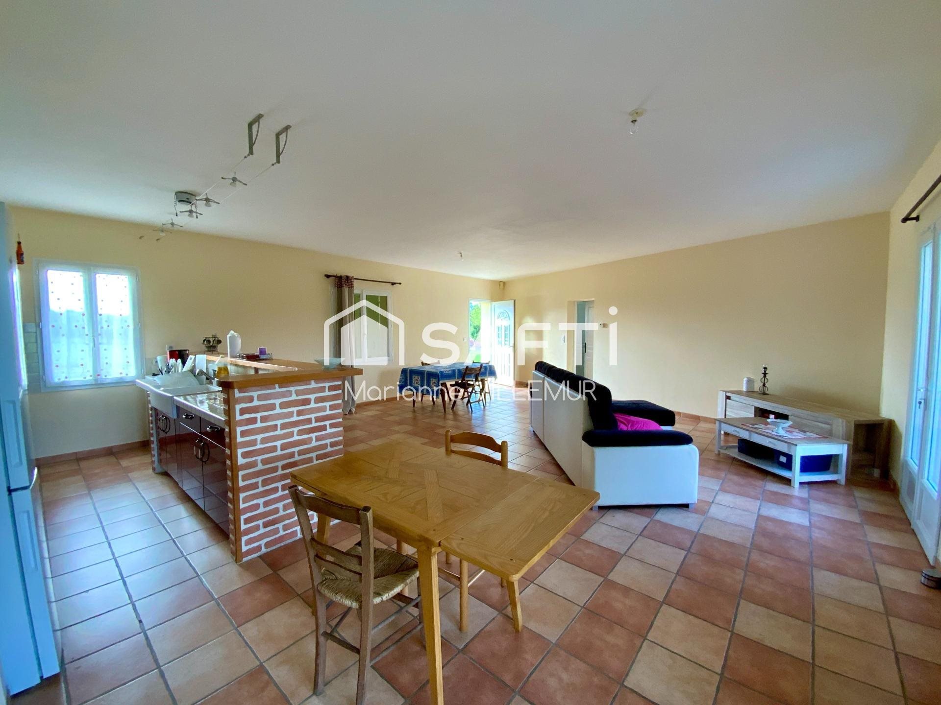 Maison à vendre, 106m², Barbaste