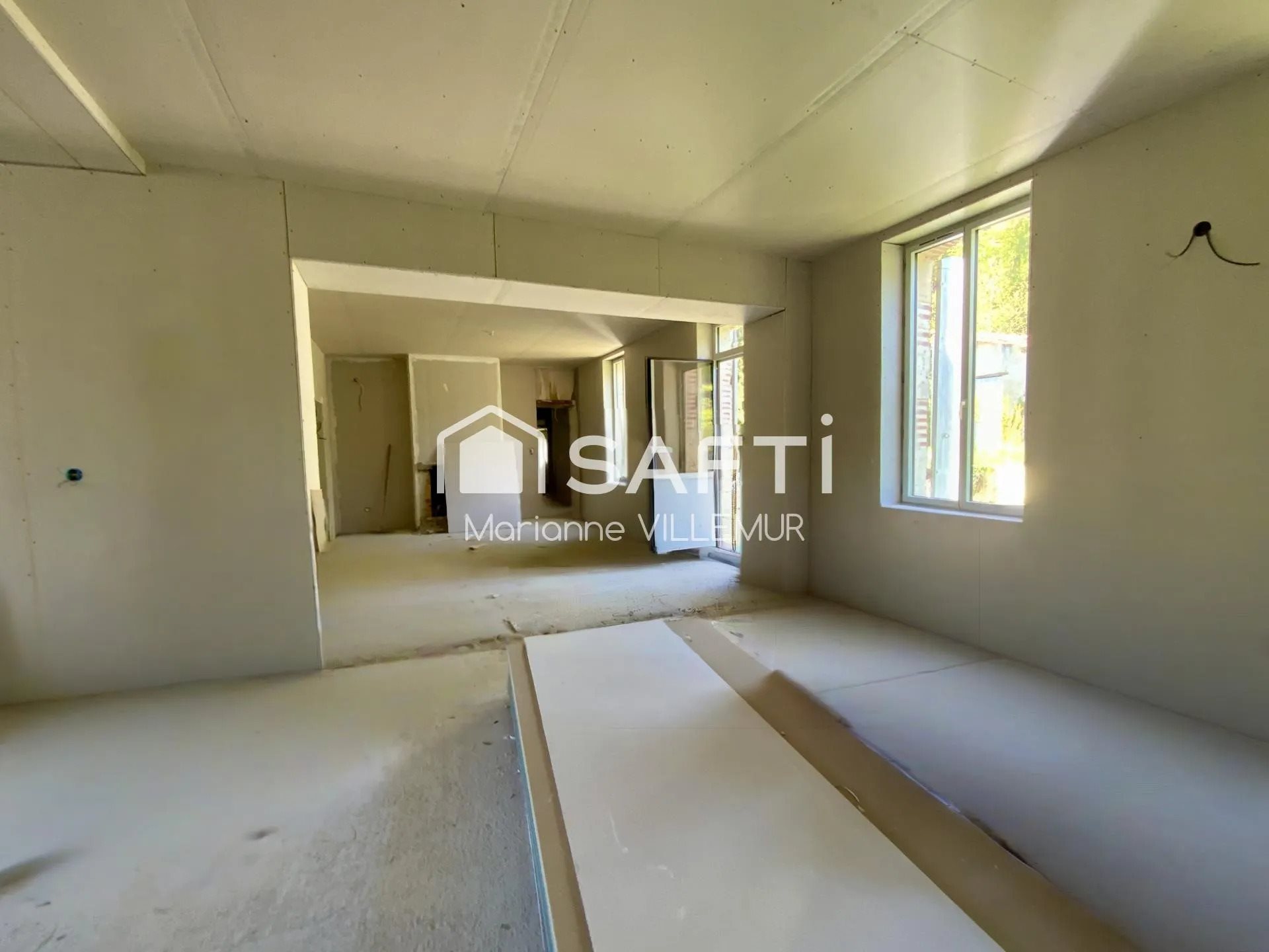 Maison à vendre, 380m², Feugarolles
