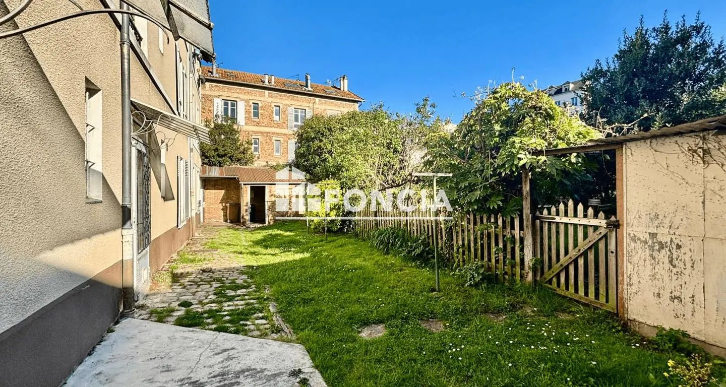 Appartement à louer, 36m², Saint-Cyr-l'École